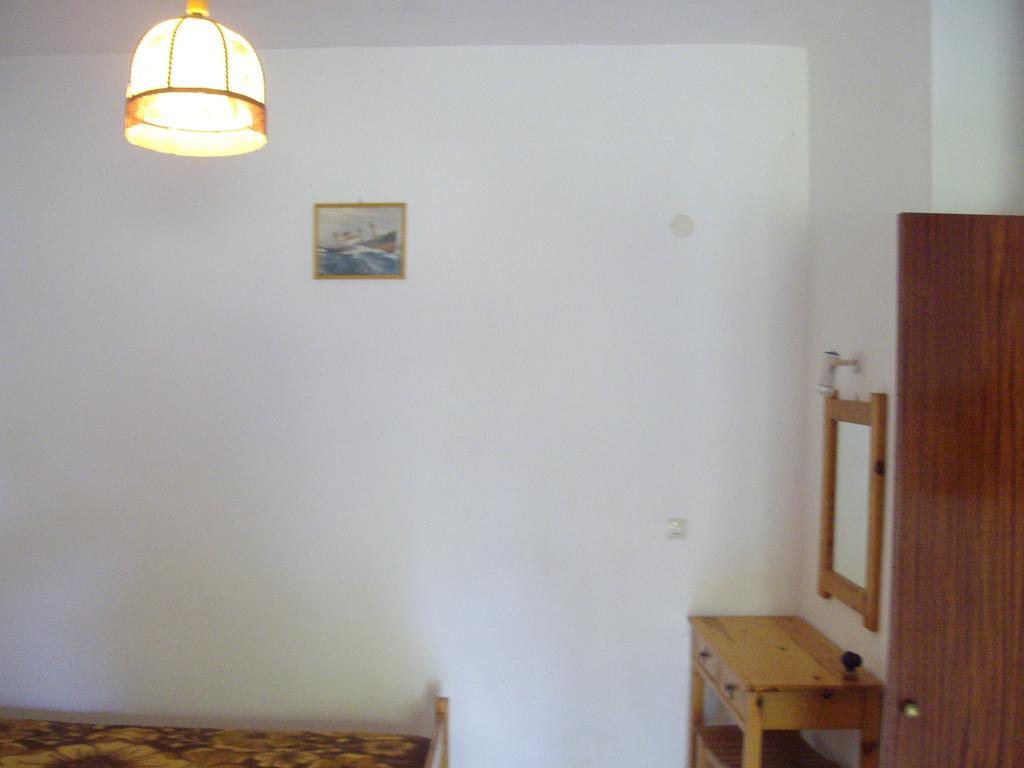 Adriana Saina Apartments Agios Georgios  Room photo